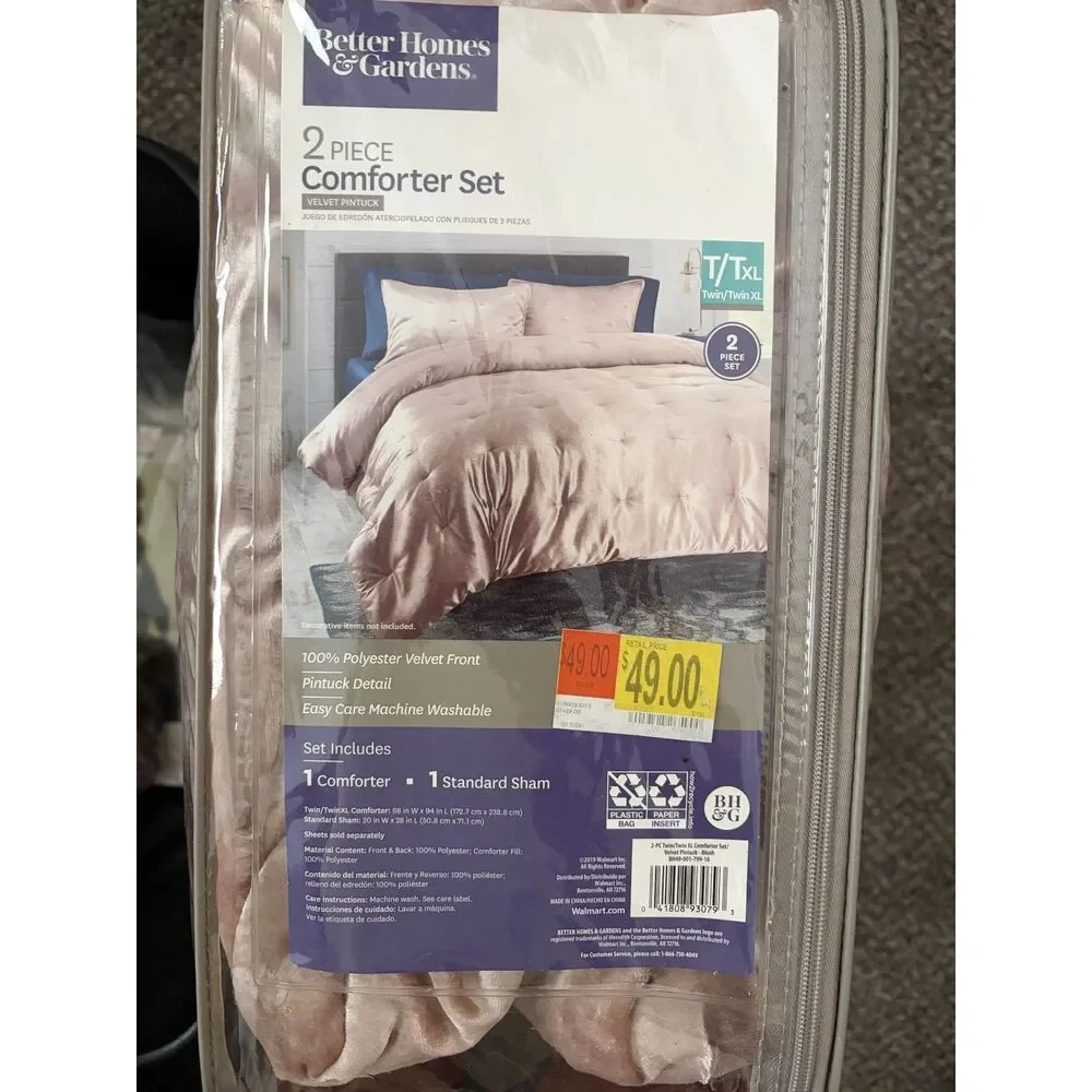 Better Homes and Gardens NEW pink XLTwin comforter set